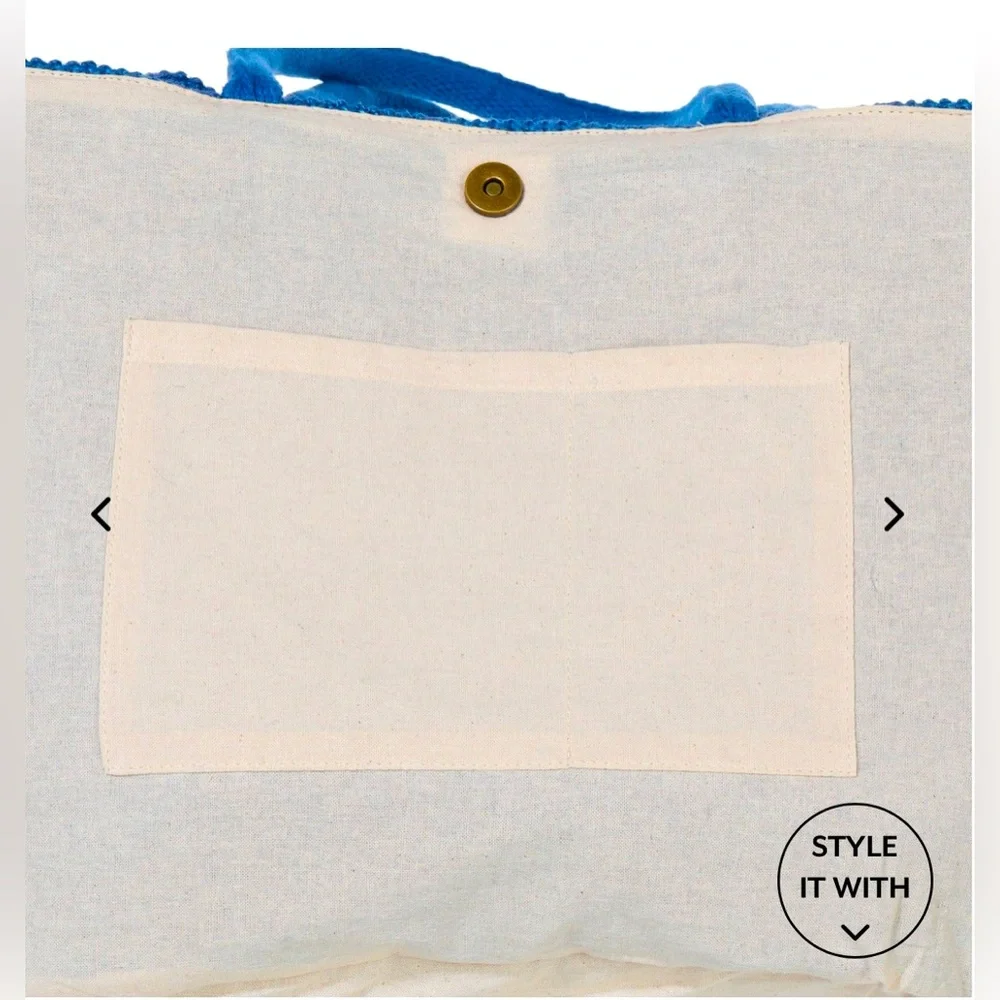 ☀️☀️Christian Siriano‎ Blue and White Tropical Tote-NWT☀️☀️